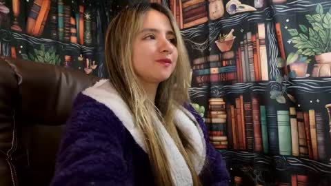 Julietta Jackson online show from March 2, 8:40 pm