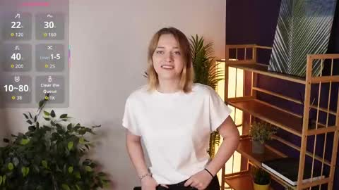 Mia online show from September 17, 3:10 am