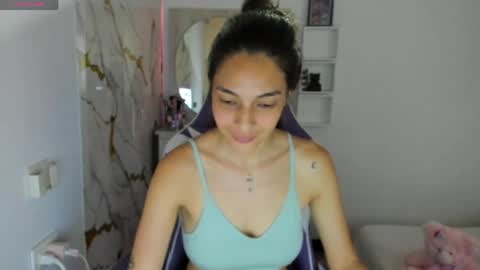 juliette online show from April 17, 9:50 pm