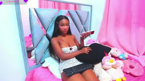 julitpink online show from June 10, 7:02 pm