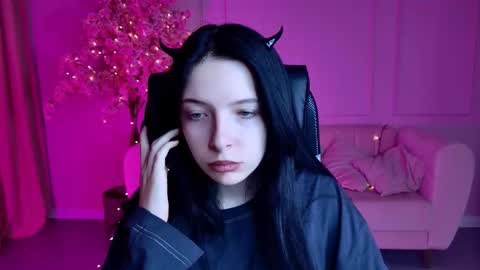Juls online show from October 14, 9:34 am