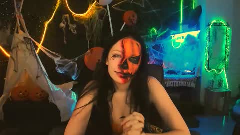 Juls online show from October 19, 4:33 pm