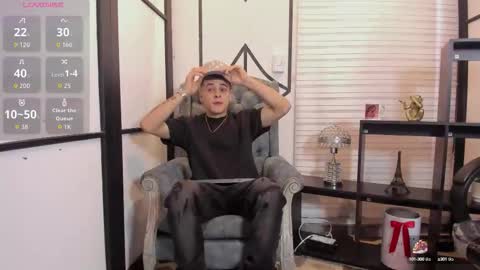 Junior online show from October 11, 8:45 pm