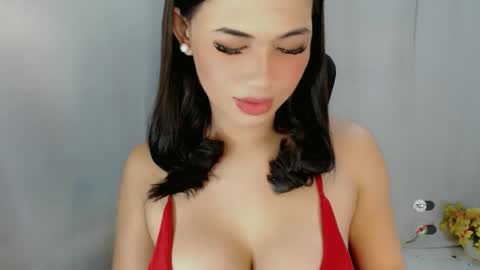 Julia online show from February 25, 1:25 pm