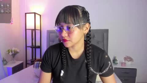  viviana  sasha  online show from February 17, 4:50 pm