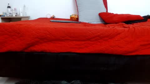 KARLA online show from January 31, 9:05 pm