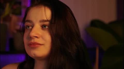 just_dakota_ online show from March 3, 8:27 pm