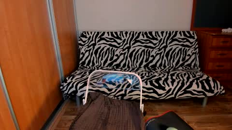 Nika and Mark online show from January 9, 9:42 pm