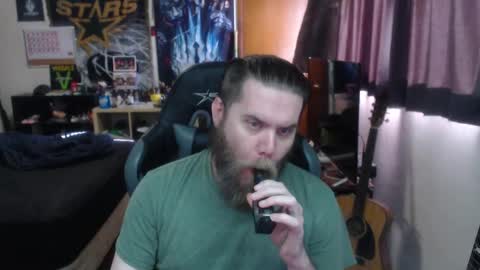 Snapshot of just_ryan88 chatting on January 7, 7:38 pm Ryan online show from January 7, 7:38 pm