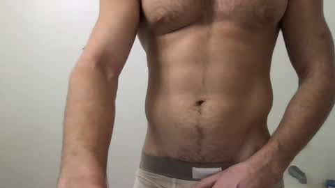 justin8j online show from December 5, 6:12 am