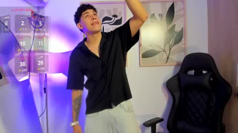 justin_payn14 online show from April 28, 3:00 am