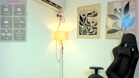 justin_payn14 online show from July 6, 12:02 pm