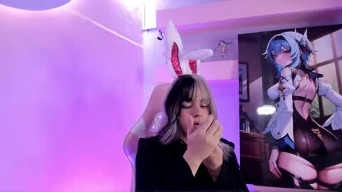 Justine online show from April 19, 4:02 am