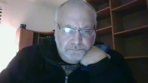 justme196756 online show from September 14, 11:11 am