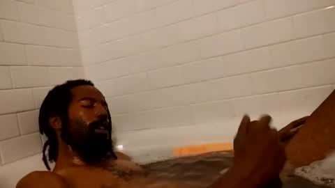 justmewithatd online show from October 31, 6:25 am