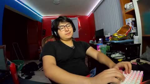 justsky117 online show from February 1, 9:00 am