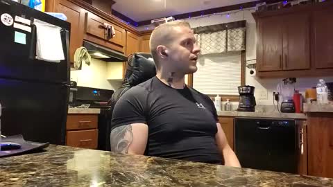justus0624 online show from May 3, 4:51 am