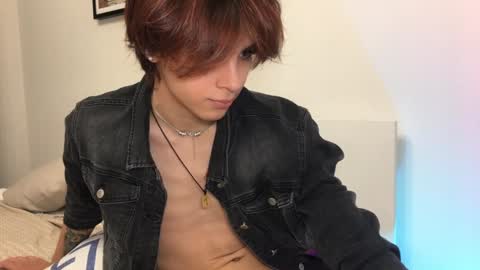 Snapshot of k0sta_32 chatting on December 7, 1:57 pm  k0sta online show from December 7, 1:57 pm