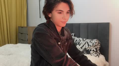 Snapshot of k0sta_32 chatting on January 24, 6:04 pm  k0sta online show from January 24, 6:04 pm