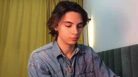 Snapshot of k0sta_32 chatting on January 21, 12:07 pm  k0sta online show from January 21, 12:07 pm