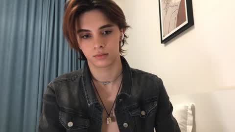 Snapshot of k0sta_32 chatting on December 20, 6:56 pm  k0sta online show from December 20, 6:56 pm