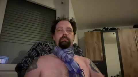 niceoregano online show from December 21, 6:47 pm