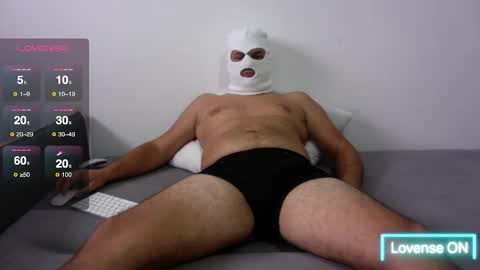 k1tt04n0nym0 online show from October 1, 7:07 am