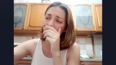 Snapshot of kacilangowski chatting on September 15, 2:51 pm Nika online show from September 15, 2:51 pm