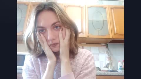 Snapshot of kacilangowski chatting on October 1, 8:57 am Nika online show from October 1, 8:57 am