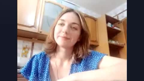 Snapshot of kacilangowski chatting on September 28, 2:15 pm Nika online show from September 28, 2:15 pm