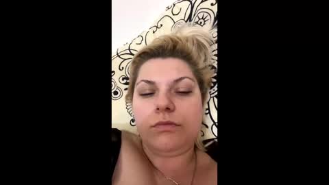 Kaelia and Daniel online show from October 22, 4:08 pm