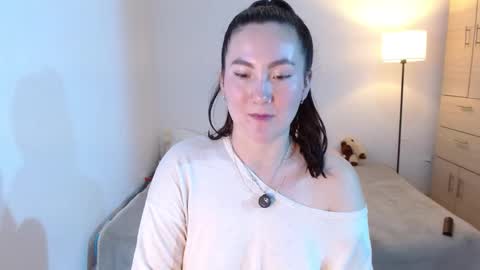 ChloeIndependient model online show from March 17, 5:45 am