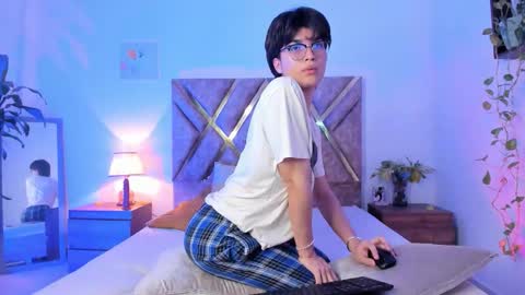 Kai online show from March 27, 12:27 am