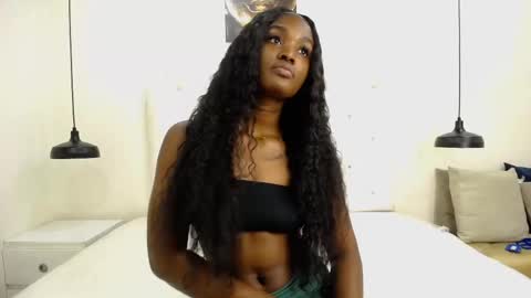 Angie  online show from February 21, 4:48 pm