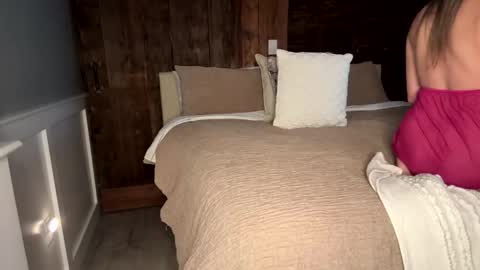 kaianoir online show from April 12, 4:05 am