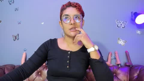 kaira_mosse_ online show from March 3, 11:28 am