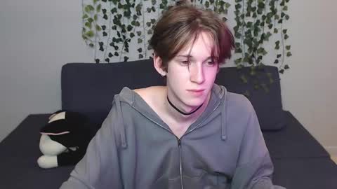 slutkai online show from October 8, 7:42 pm