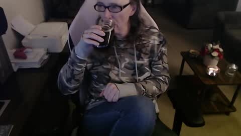 Camprincess331 online show from February 7, 2:36 am