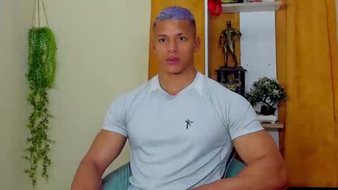 kale thomson online show from February 26, 11:41 pm