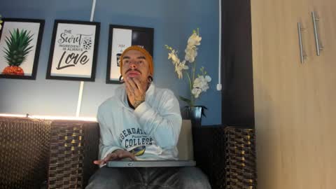 Kale online show from November 25, 11:09 am