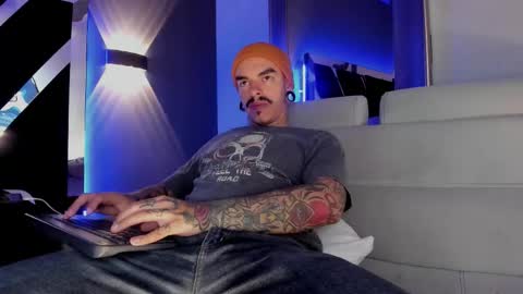 Kale online show from March 20, 11:26 am