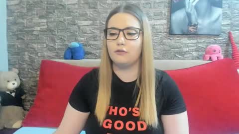 kalindahot online show from April 2, 6:15 pm