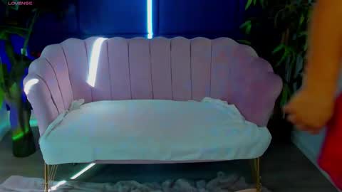 KamaFeels online show from September 22, 5:55 am