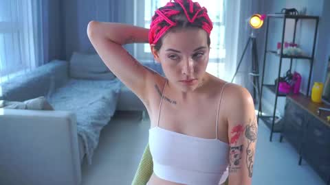 Amelia online show from June 2, 4:36 am
