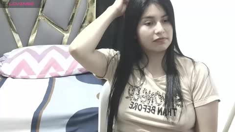 kamgomezxox online show from December 22, 2:29 am