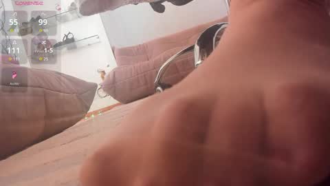 Camila online show from April 11, 7:45 am