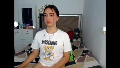 -- kammi -- online show from June 6, 1:22 am