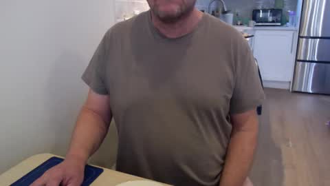 Cam with Me Vixens DM me online show from April 21, 2:13 pm