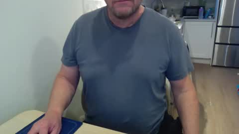 Cam with Me Vixens DM me online show from April 18, 9:37 pm