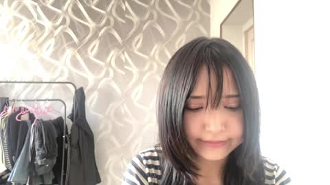 Lily online show from April 12, 2:37 am